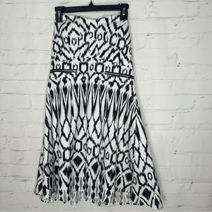 GUESS size 12 strapless black and white dress